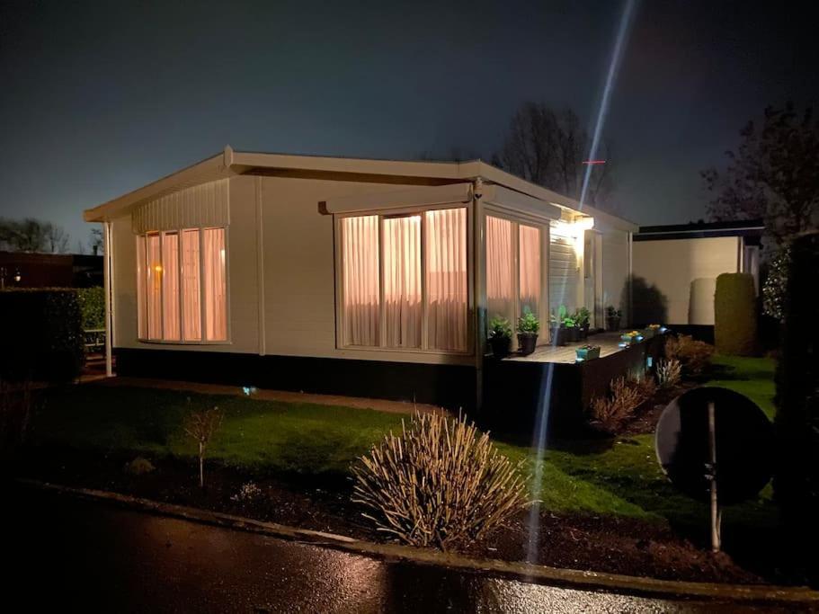 Luxe Chalet In Prachtig Natuurgebied Lith Εξωτερικό φωτογραφία