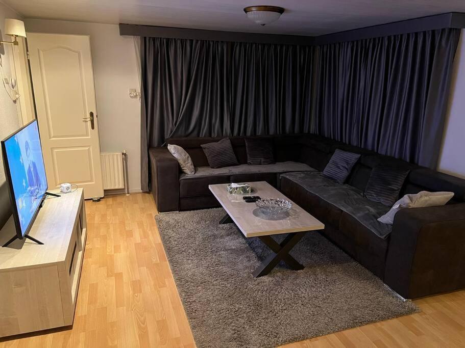 Luxe Chalet In Prachtig Natuurgebied Lith Εξωτερικό φωτογραφία